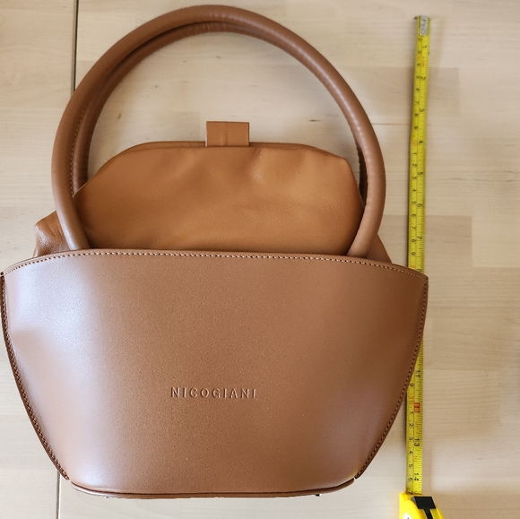 Nico Giani | Thea Small Bucket Bag - Picture 12 of 16